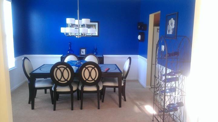 Beautifully Painted Dining Room by Complete Painting Services